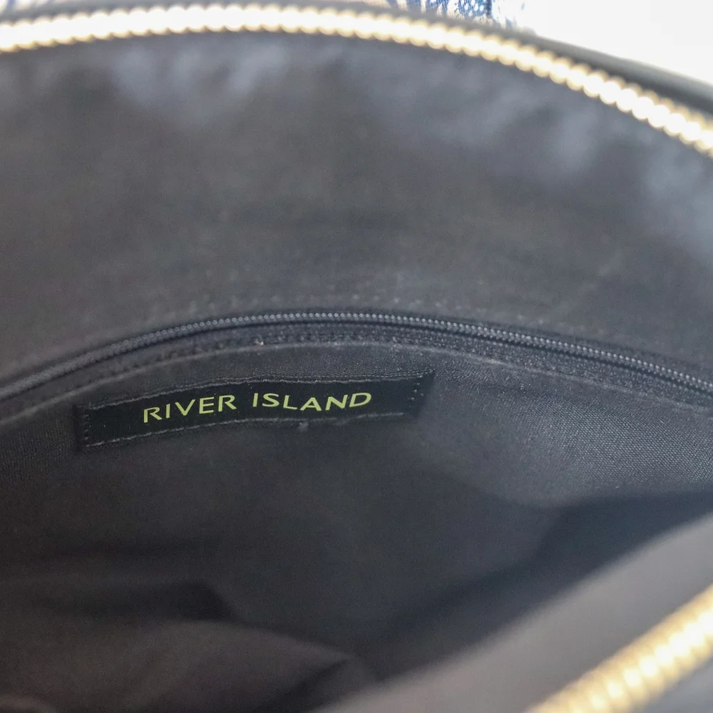 NWOT - River Island Leopard Print Cross Body Kettle Bag - Picture 6 of 10
